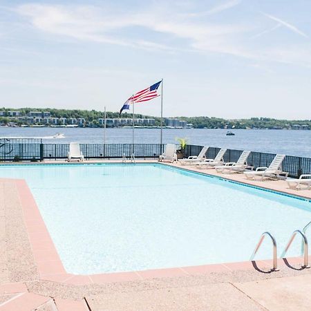 Waterfront Condo With 2 Pools And Boat Slip! Lake Ozark Bagian luar foto