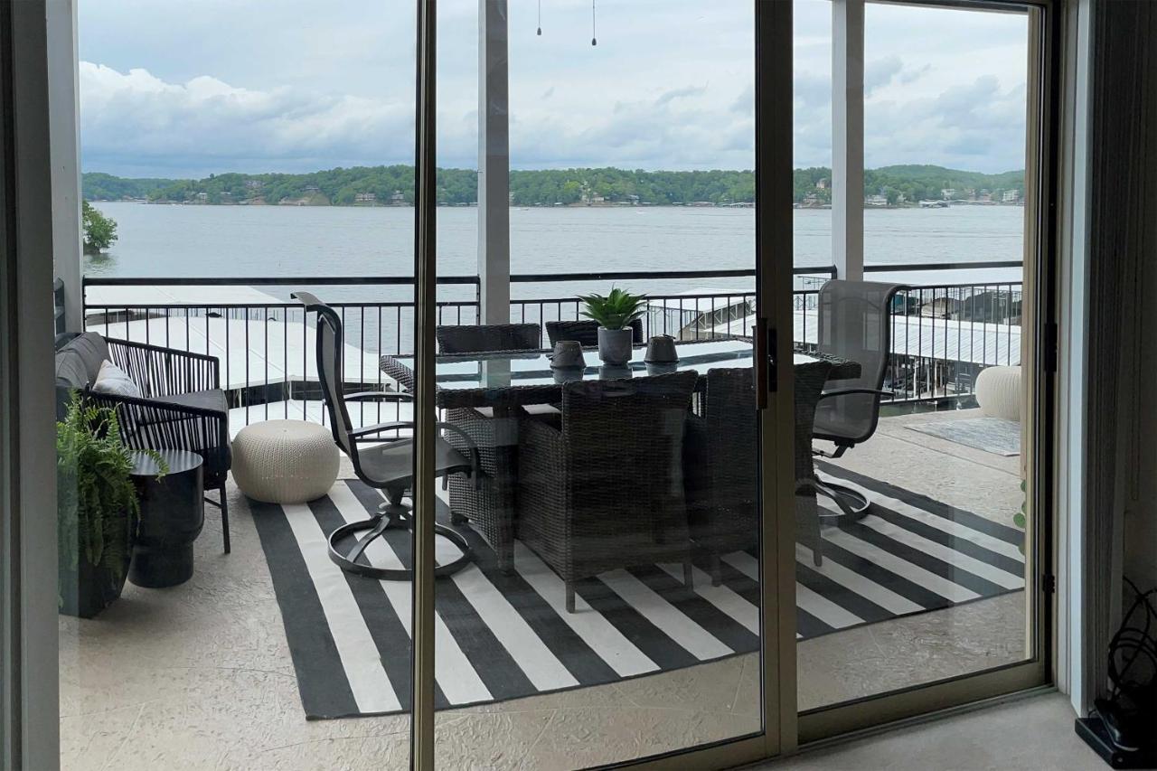 Waterfront Condo With 2 Pools And Boat Slip! Lake Ozark Bagian luar foto