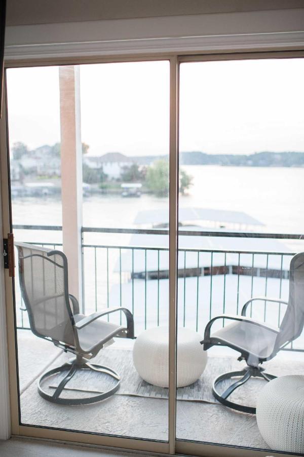 Waterfront Condo With 2 Pools And Boat Slip! Lake Ozark Bagian luar foto