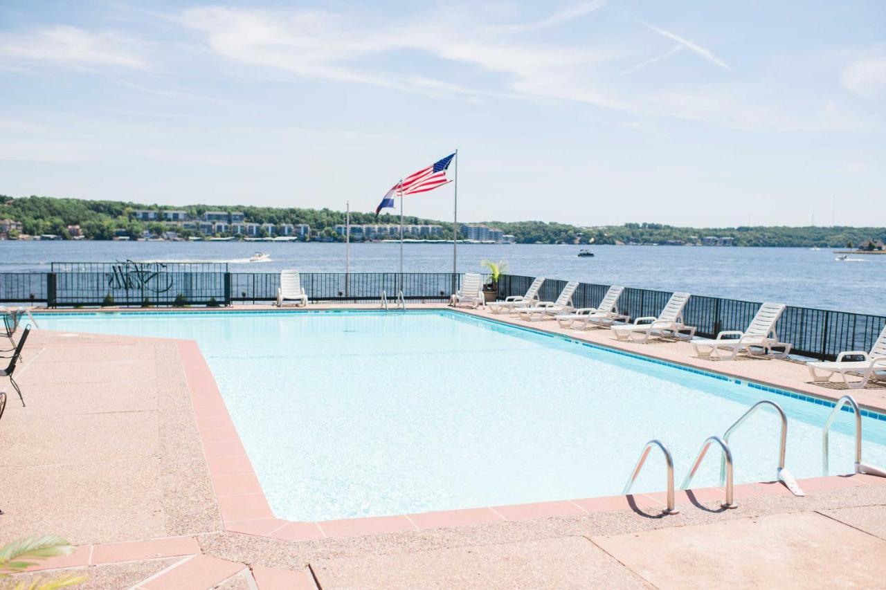 Waterfront Condo With 2 Pools And Boat Slip! Lake Ozark Bagian luar foto